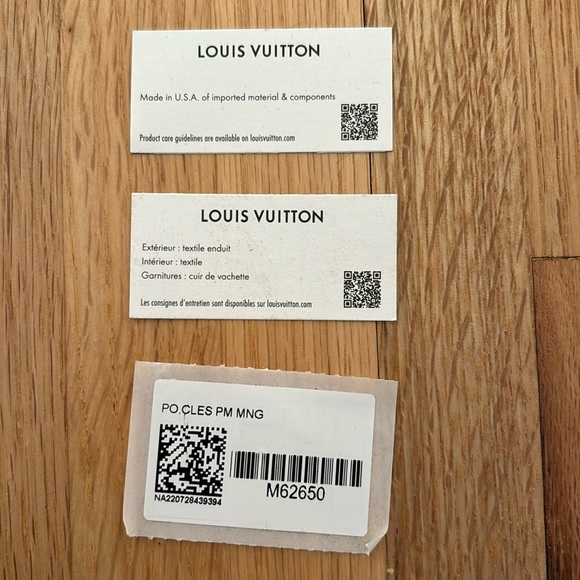 Louis Vuitton Keychain Coin Purse With Box - Picture 2 of 11